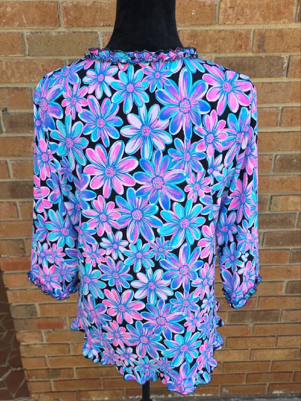 Beachtime by Lulu B Spring Bouquet Button Tunic Size Large - Picture 8 of 11